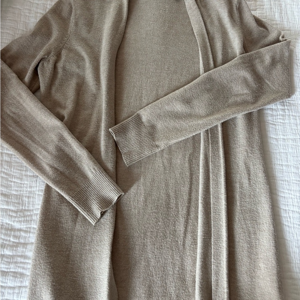 Elegant Tan Women's Sweater